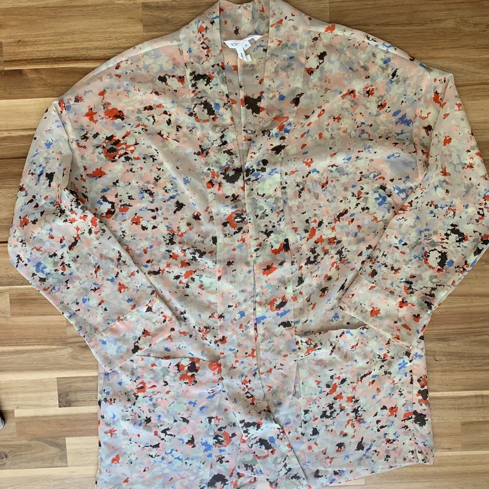 BCBG abstract print kimono w pockets & front tie